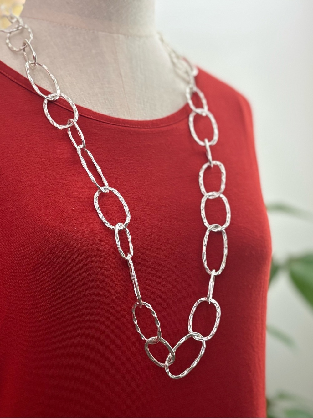 NEW! Silver Plated Link Necklace